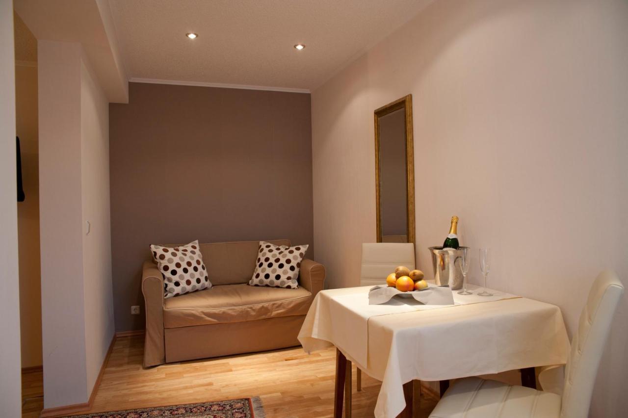 Merker'S Hotel & Restaurant Bostalsee Bosen-Eckelhausen Kamer foto